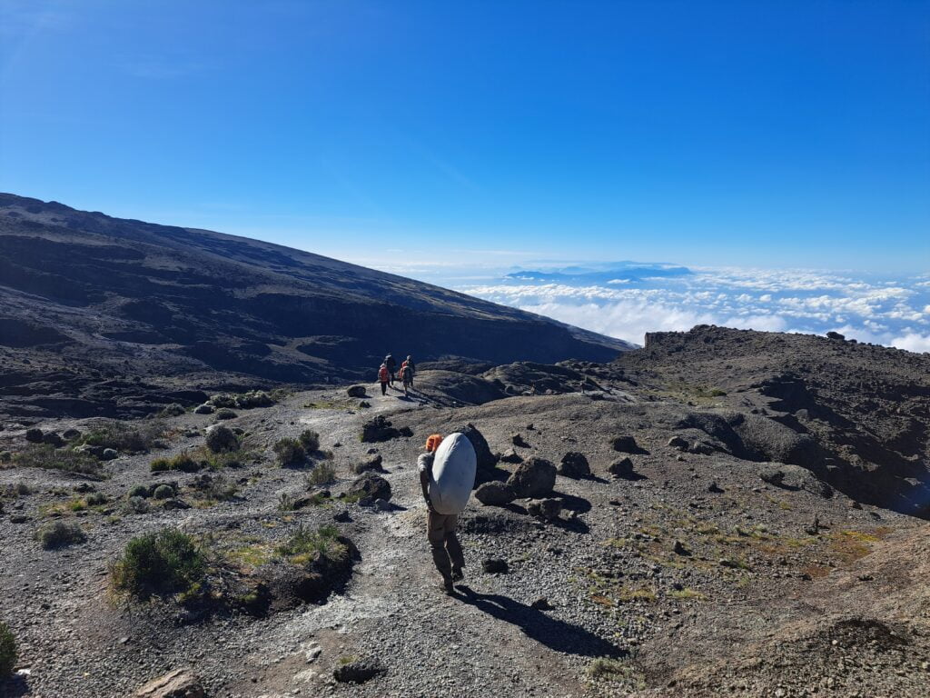 Machame gate